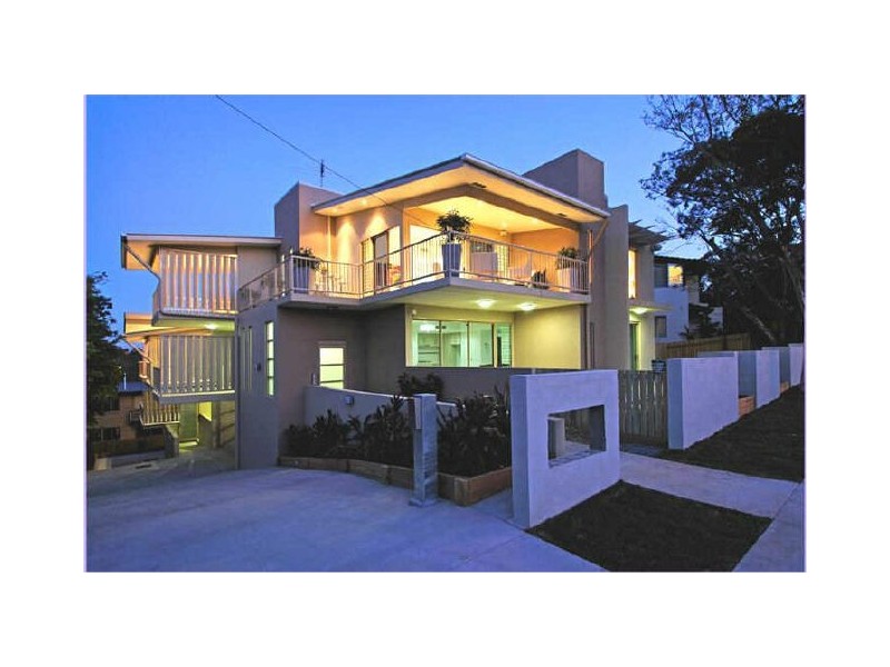 2 and 5/76 Durham Street, St Lucia QLD 4067