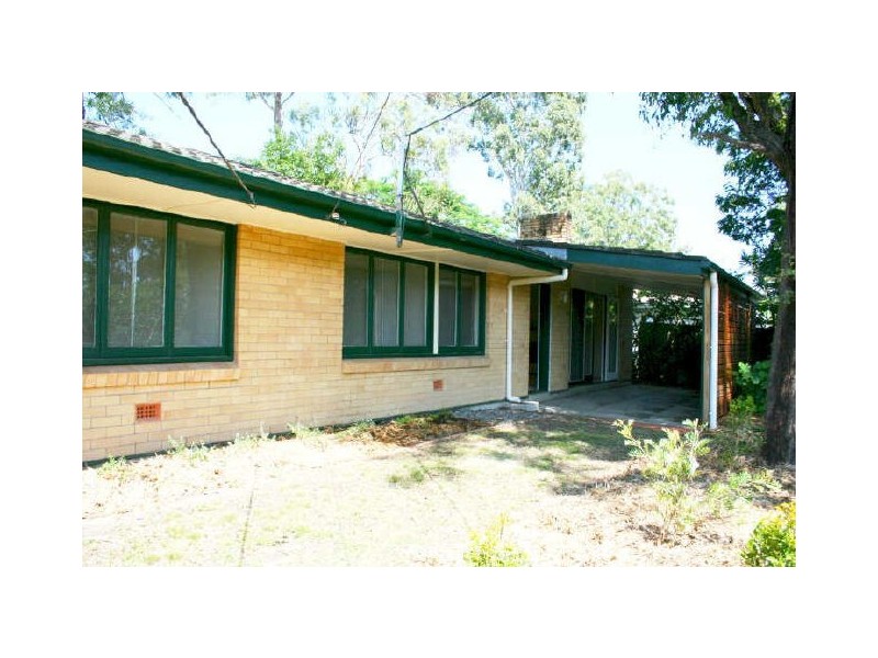 5 Fairholme Street, Kenmore QLD 4069