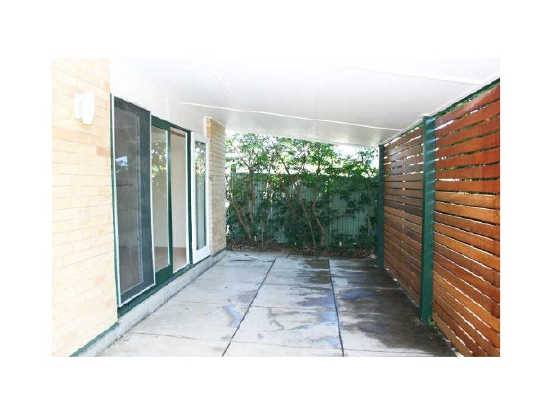 5 Fairholme Street, Kenmore QLD 4069