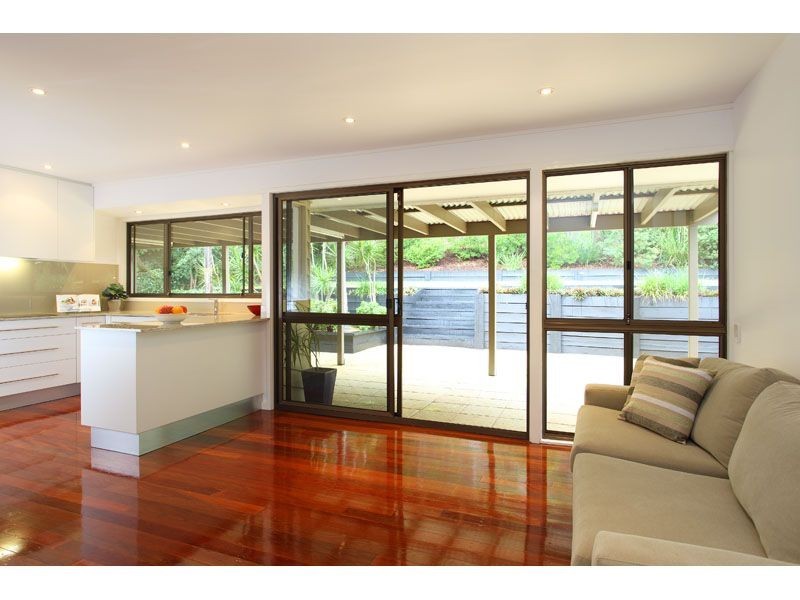 27 Fairweather Street, Kenmore QLD 4069