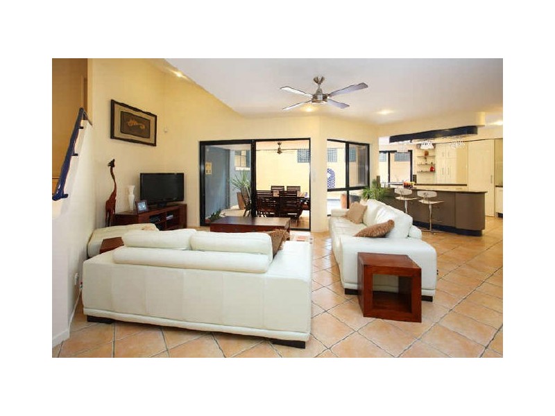 21 Carissa Place, Chapel Hill QLD 4069