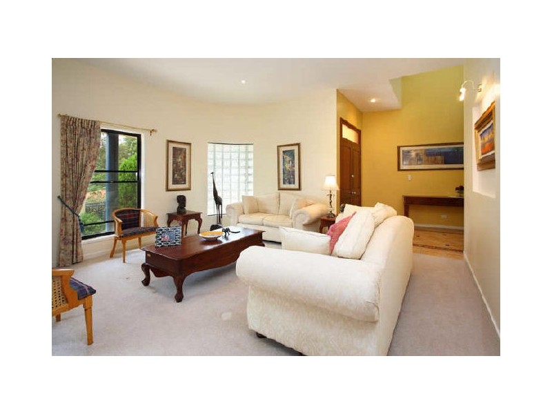 21 Carissa Place, Chapel Hill QLD 4069