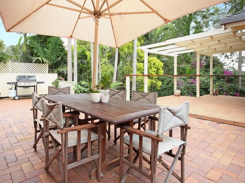 27 Melinda Street, Kenmore QLD 4069