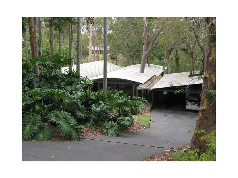 5 Yarawa St, Kenmore QLD 4069