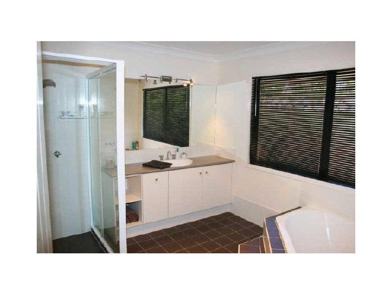 164 George Holt Drive, Mount Crosby QLD 4306