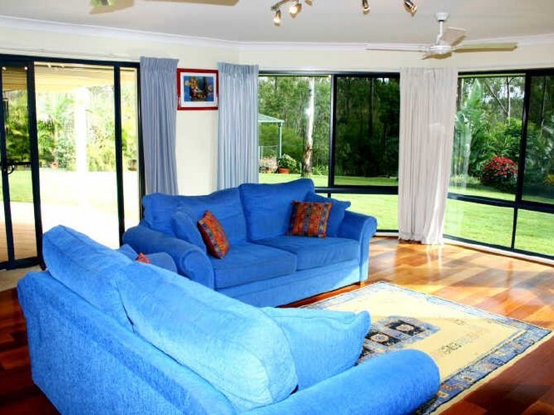 421 George Holt Drive, Mount Crosby QLD 4306