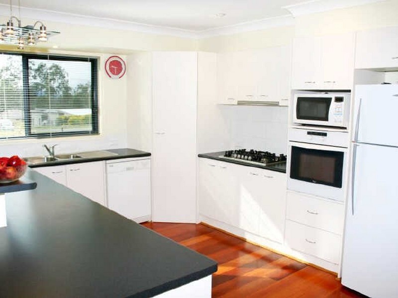 421 George Holt Drive, Mount Crosby QLD 4306