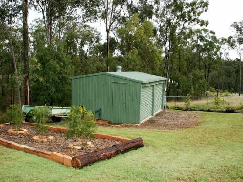 421 George Holt Drive, Mount Crosby QLD 4306