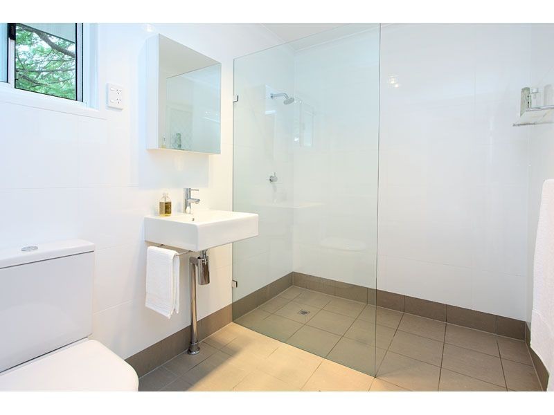 20 Alkina St, Kenmore QLD 4069
