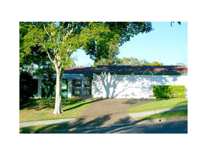 41 Strathspey Street, Kenmore QLD 4069