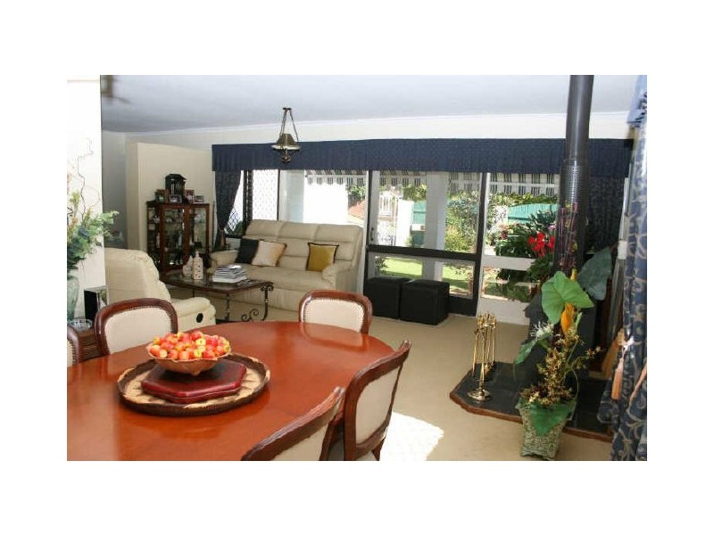 41 Strathspey Street, Kenmore QLD 4069