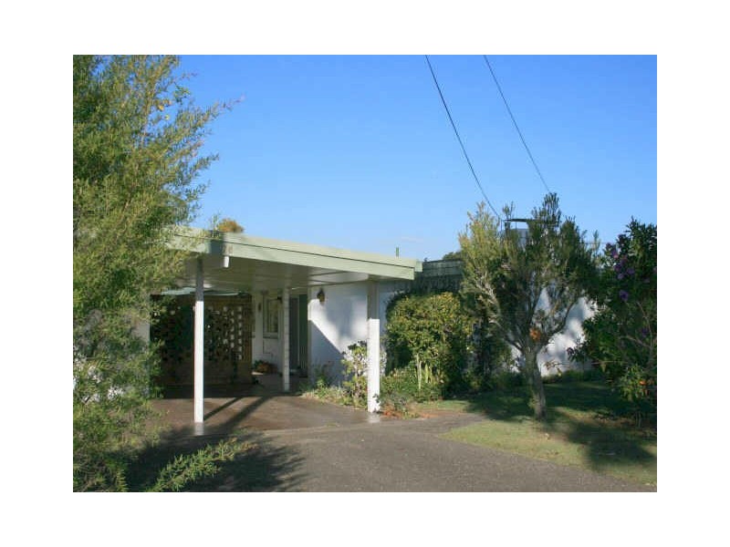 76 Kenmore Road, Kenmore QLD 4069