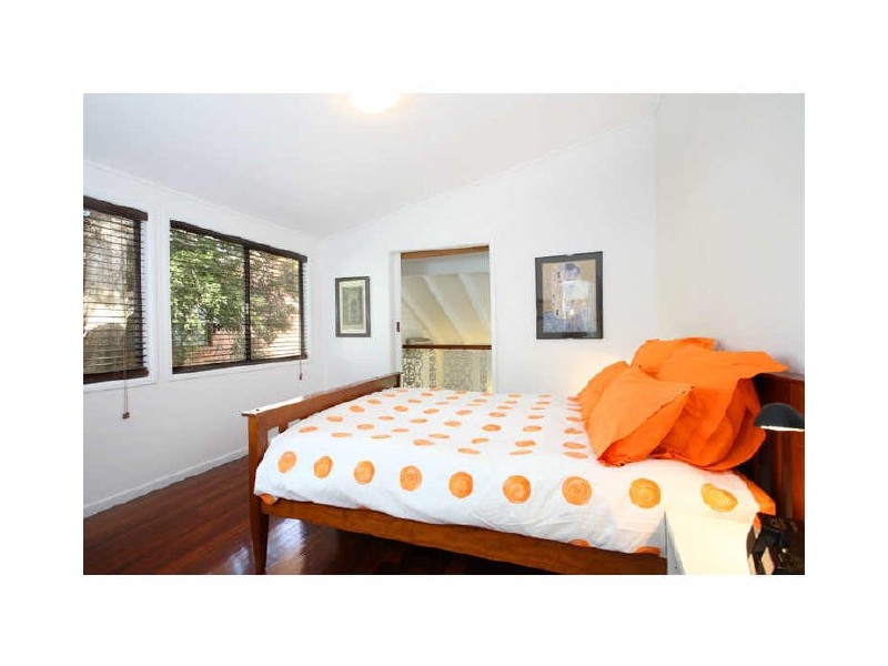 34 Pentlay Street, Kenmore QLD 4069