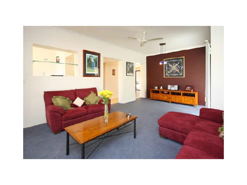 71 Kensington Cicuit, Brookfield QLD 4069