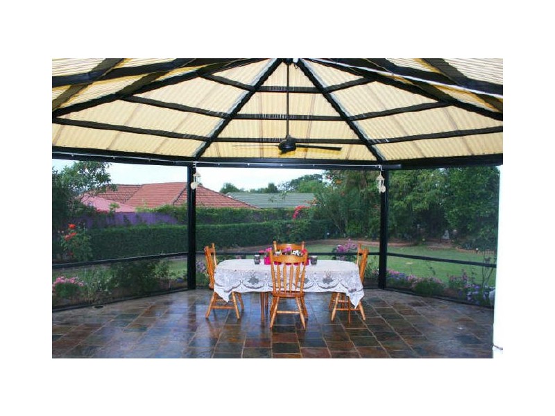 44 Ghost Gum St, Bellbowrie QLD 4070