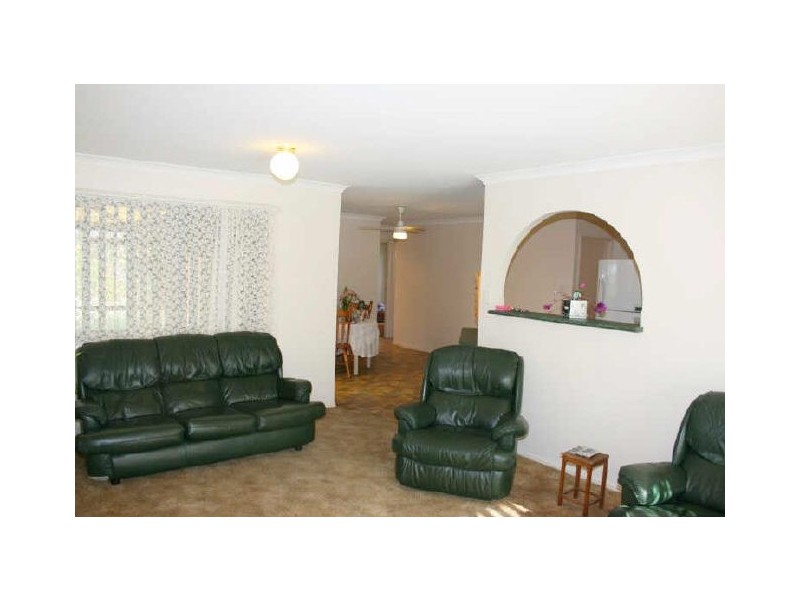 44 Ghost Gum St, Bellbowrie QLD 4070