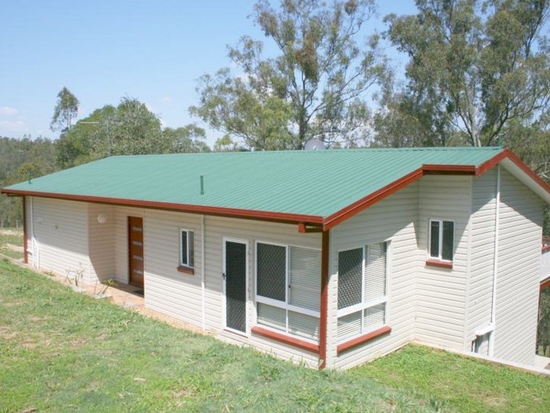 52 Banksia Drive, Mount Crosby QLD 4306