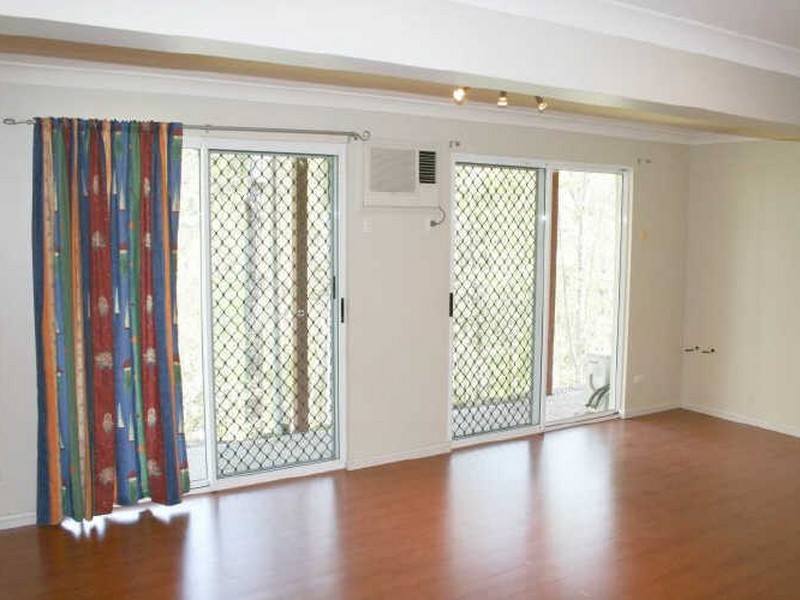 52 Banksia Drive, Mount Crosby QLD 4306