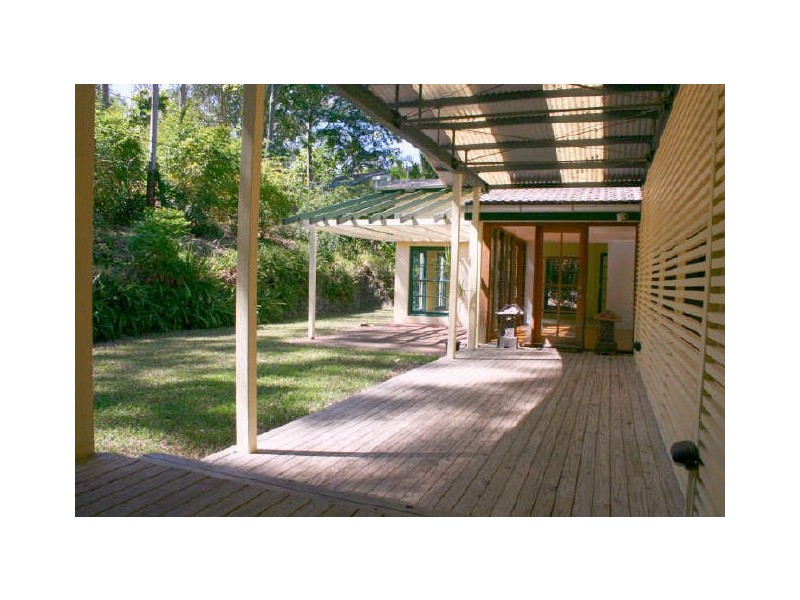 5 Yarawa St, Kenmore QLD 4069