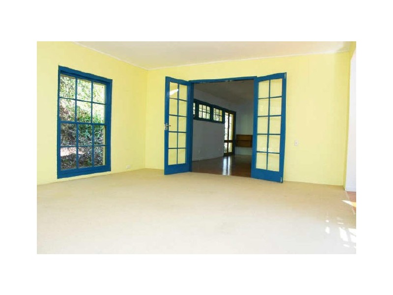 5 Yarawa St, Kenmore QLD 4069