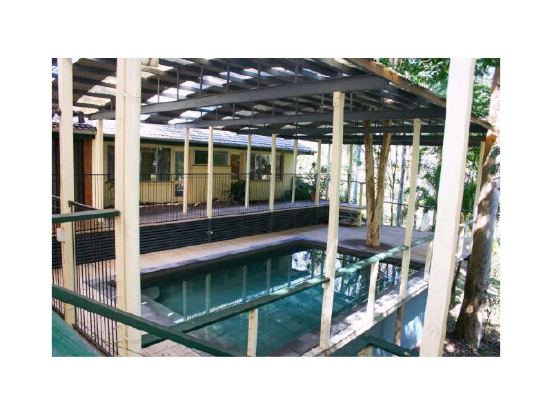 5 Yarawa St, Kenmore QLD 4069