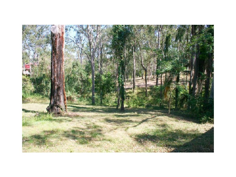 5 Yarawa St, Kenmore QLD 4069