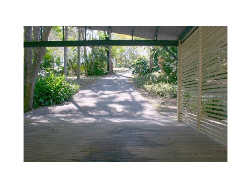 5 Yarawa St, Kenmore QLD 4069