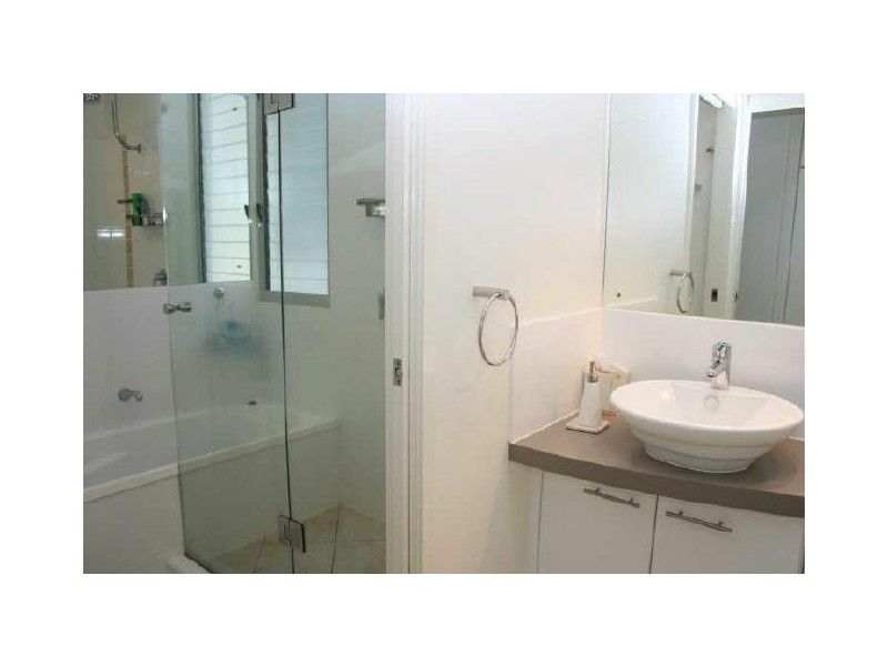 145 Kenmore Road, Kenmore QLD 4069