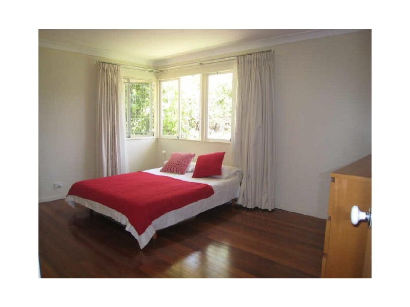 38 Princeton St, Kenmore QLD 4069