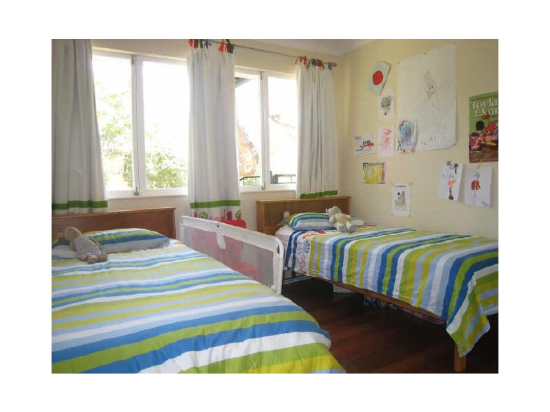 38 Princeton St, Kenmore QLD 4069