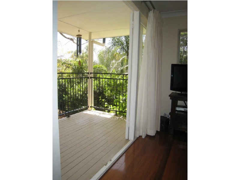 38 Princeton St, Kenmore QLD 4069