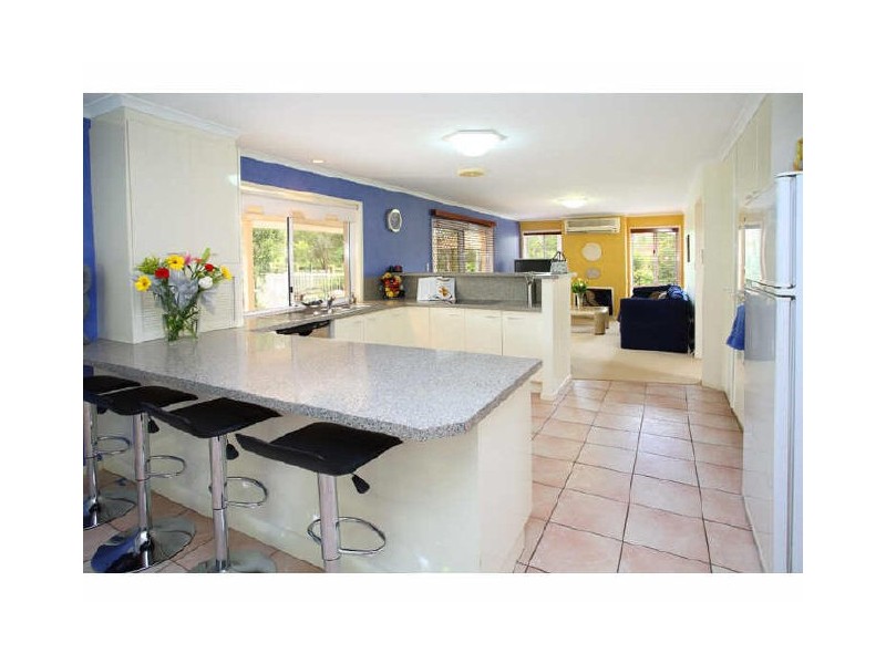 7 Olley Court, Brookfield QLD 4069