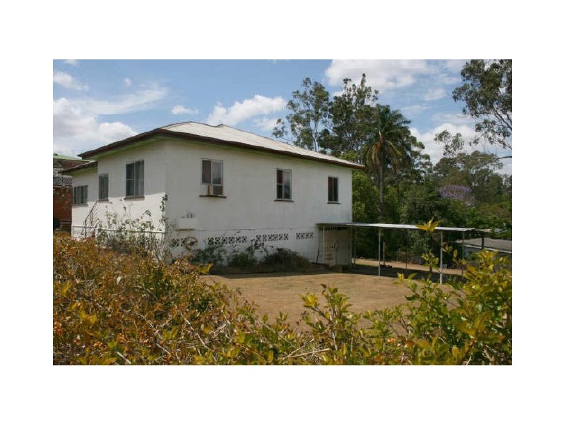 30 Brookfield Road, Kenmore QLD 4069