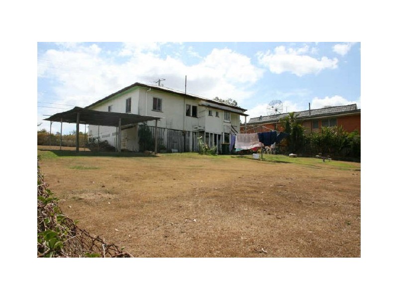 30 Brookfield Road, Kenmore QLD 4069