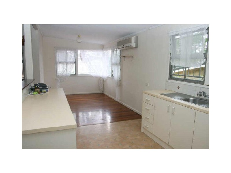 61 Kenmore Road, Kenmore QLD 4069