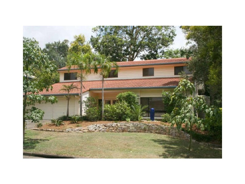 7 Burrumbuck Street, Chapel Hill QLD 4069