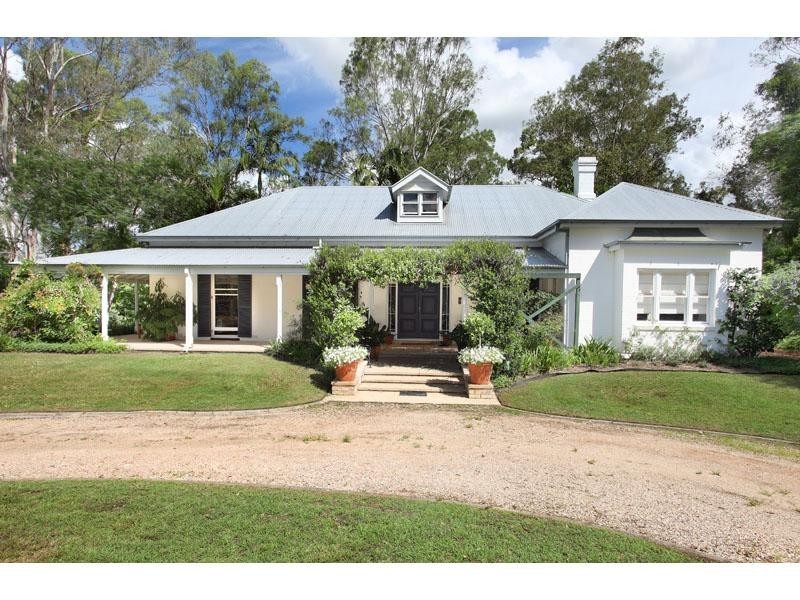 101 Layfield Road, Anstead QLD 4070