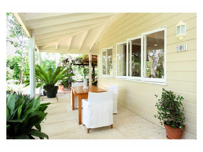 101 Layfield Road, Anstead QLD 4070