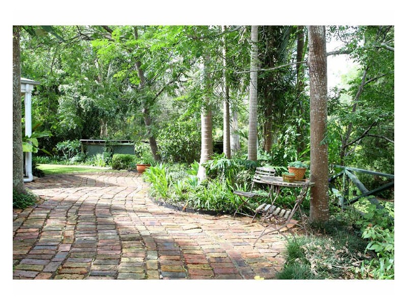 101 Layfield Road, Anstead QLD 4070