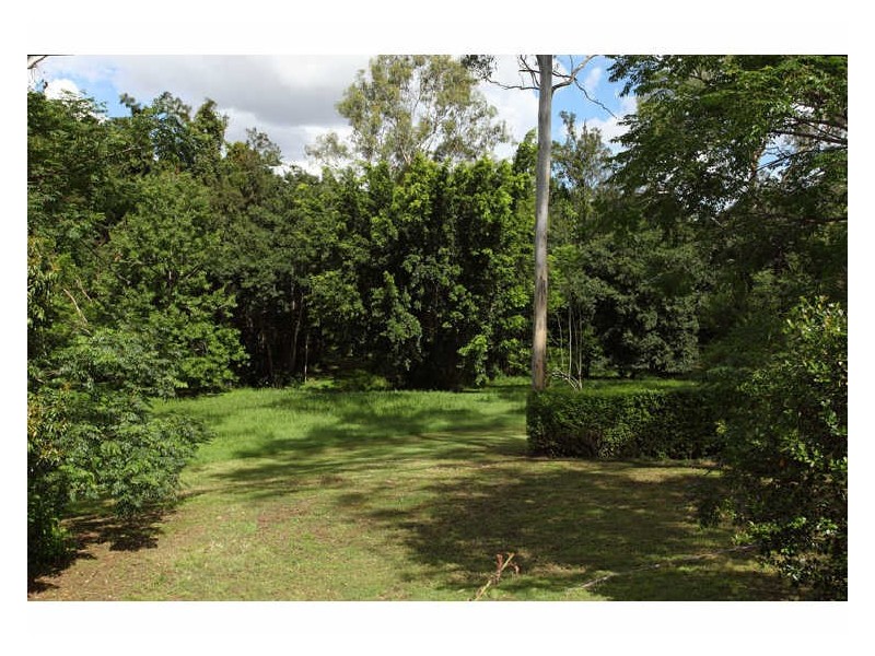 101 Layfield Road, Anstead QLD 4070