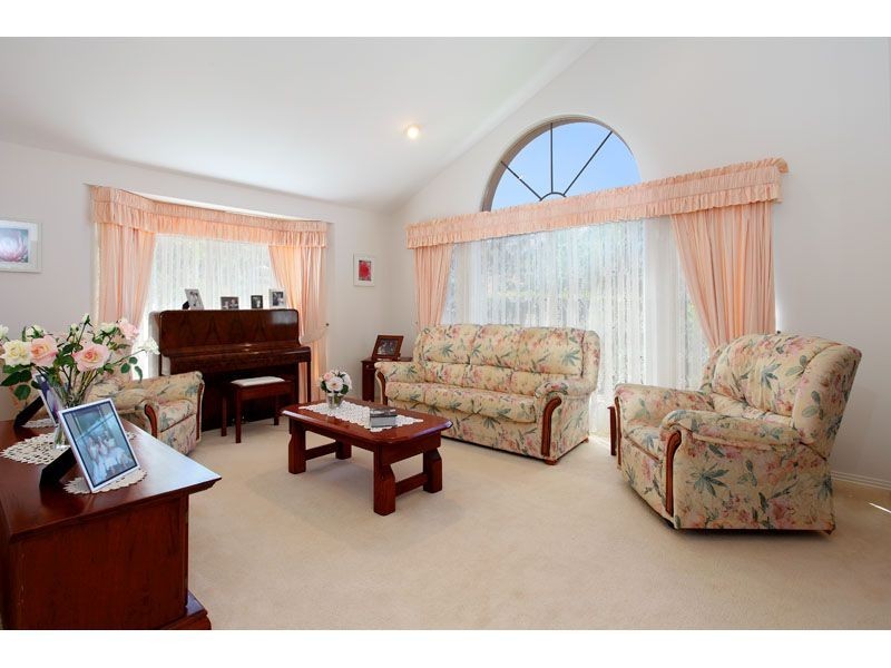 16/50 Boblynne Street, Chapel Hill QLD 4069