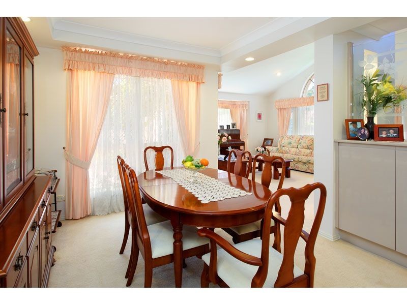 16/50 Boblynne Street, Chapel Hill QLD 4069