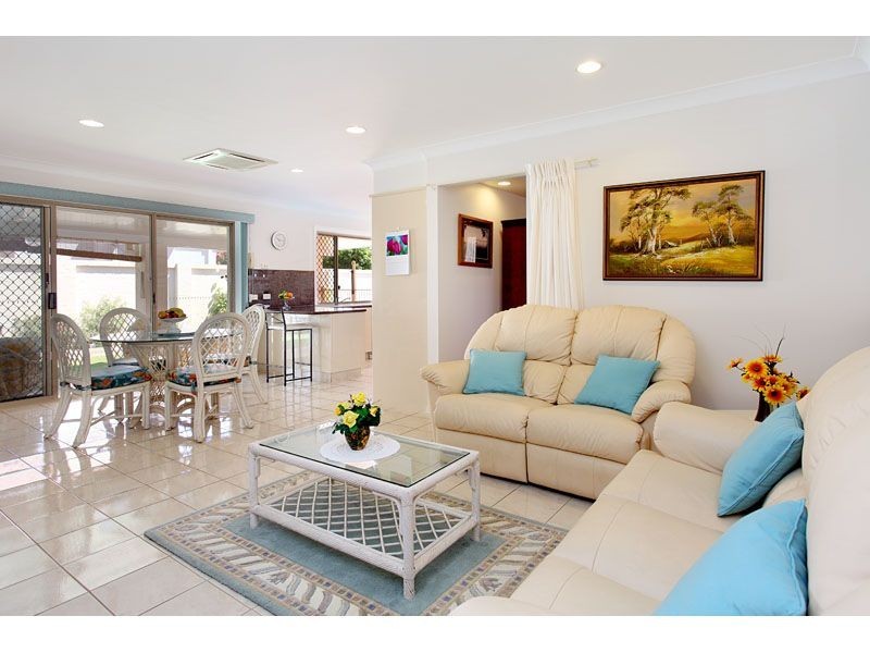 16/50 Boblynne Street, Chapel Hill QLD 4069