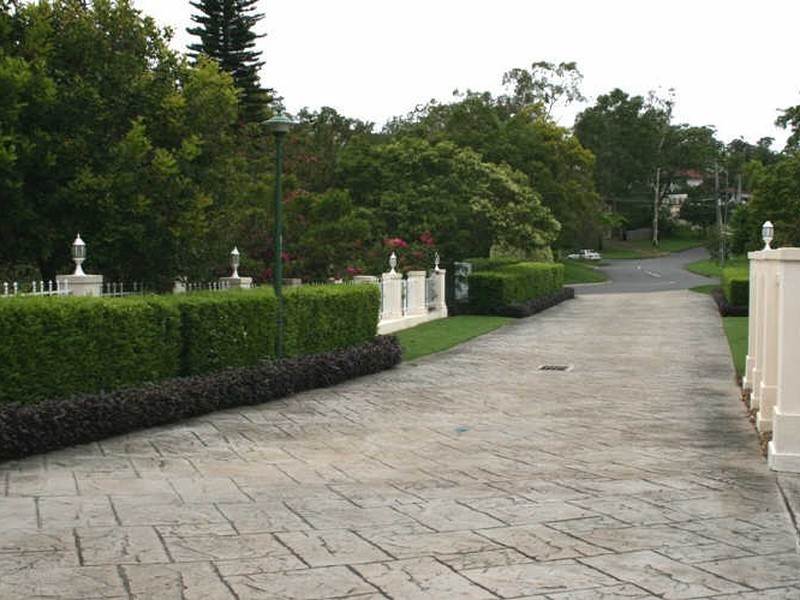 16/50 Boblynne Street, Chapel Hill QLD 4069