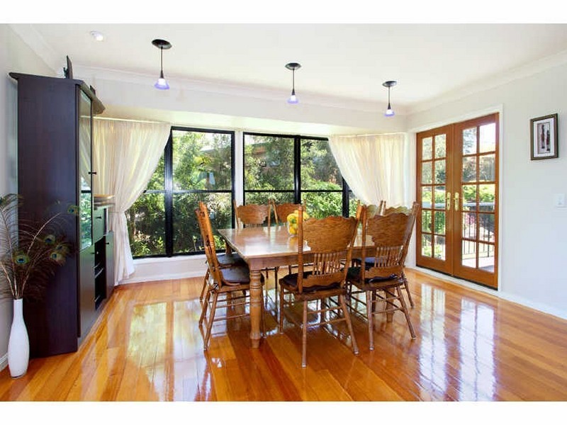 18 Palmer Close, Brookfield QLD 4069