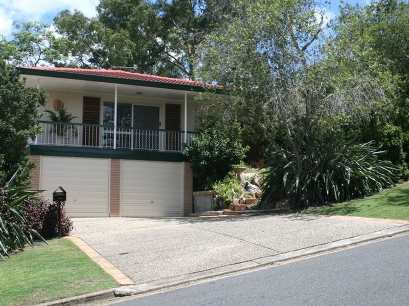 69 Gem Road, Kenmore QLD 4069