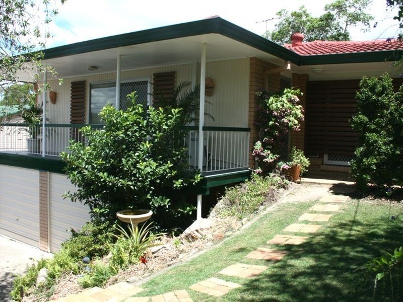 69 Gem Road, Kenmore QLD 4069