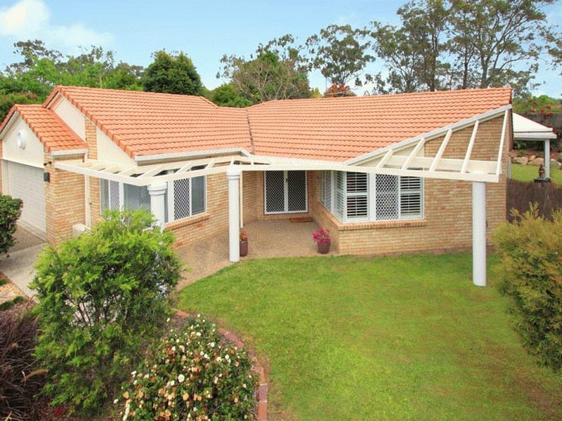 8 Kay Close, Kenmore Hills QLD 4069