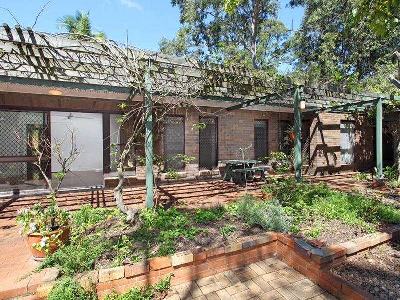 16 Norman Street, Fig Tree Pocket QLD 4069