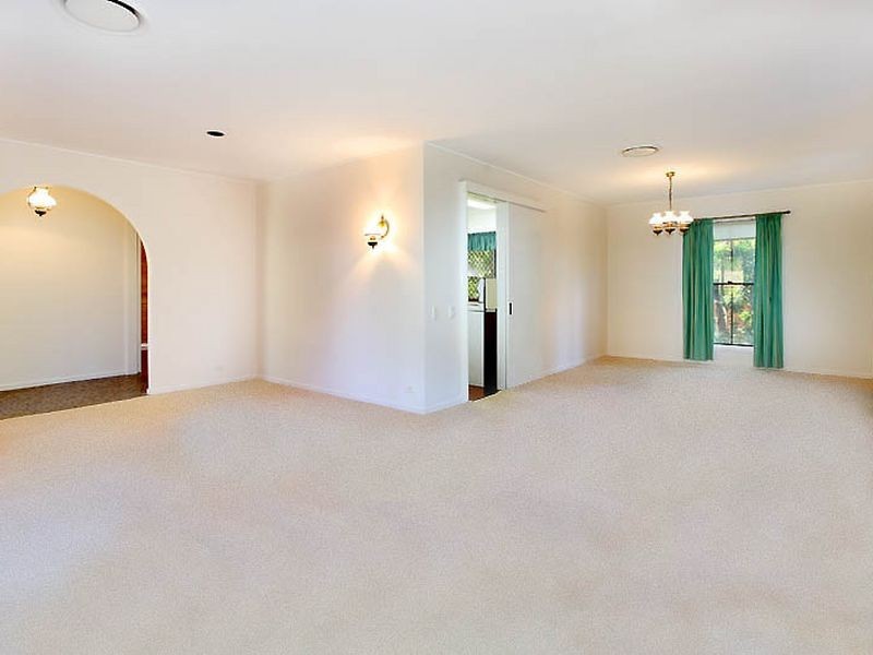 16 Norman Street, Fig Tree Pocket QLD 4069